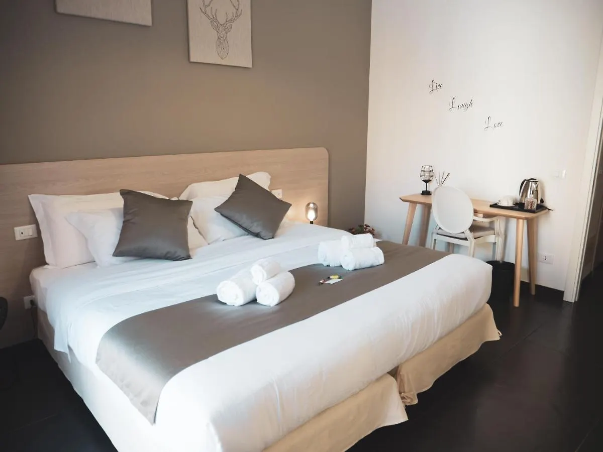 Dhome B&B Palermo Italy